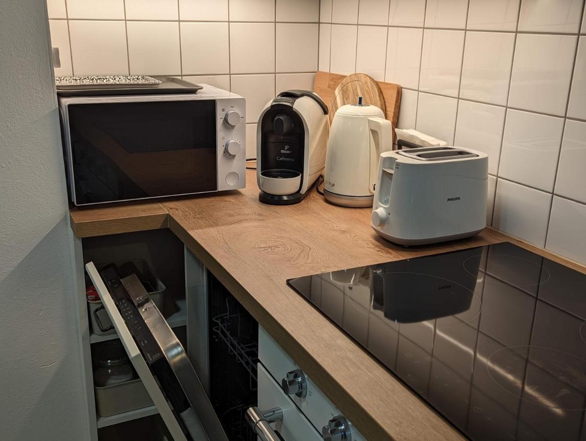 Kosbor Vendeghaz Daire Monoszlo Dış mekan fotoğraf